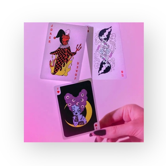 Deadstock: new Valfre 〠 Spooky Playing Cards 〠 Ltd Ed Halloween 〠 Coffin Box 〠 - Picture 6 of 17